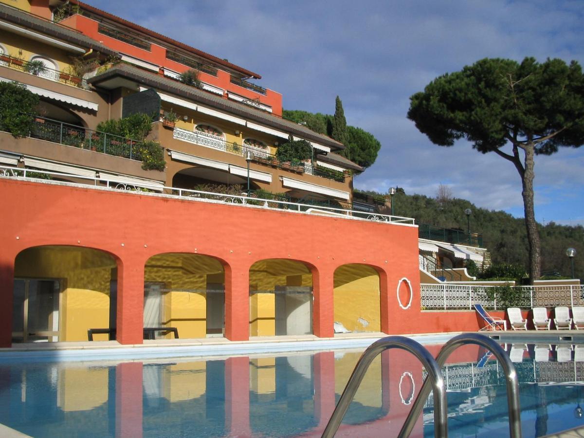 Portofino Est Residence Rapallo Buitenkant foto