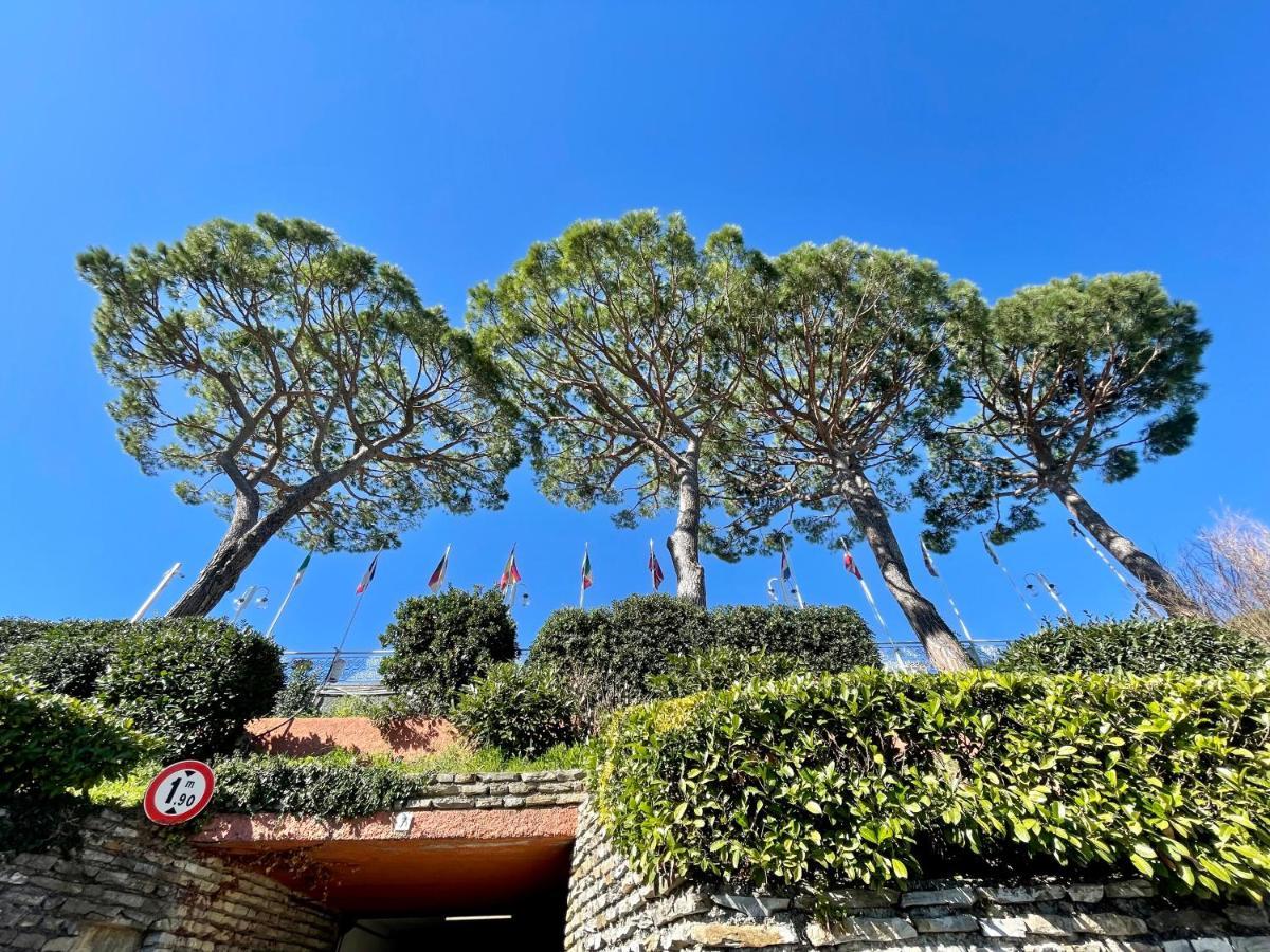 Portofino Est Residence Rapallo Buitenkant foto